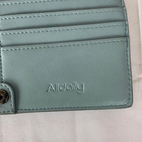 AllDally Light Blue Slim Wallet - Picture 3 of 6